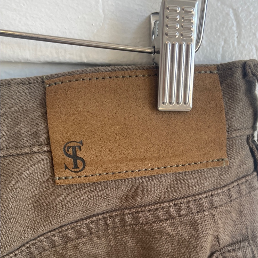 NEW Men’s Todd Snyder Slim Garment-Dyed Jean in Olive - Picture 11 of 16